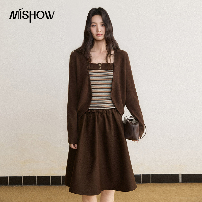 Embellish Knit - MISHOW Kadın Giyim Takımları 2026 Sonbahar
